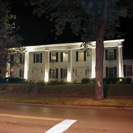 Rider'S Inn Painesville Exterior foto